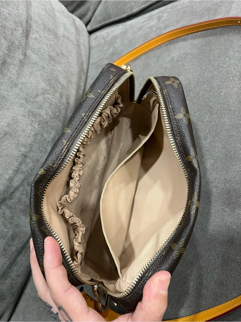 Louis Vuitton bag - Picture 11 of 11